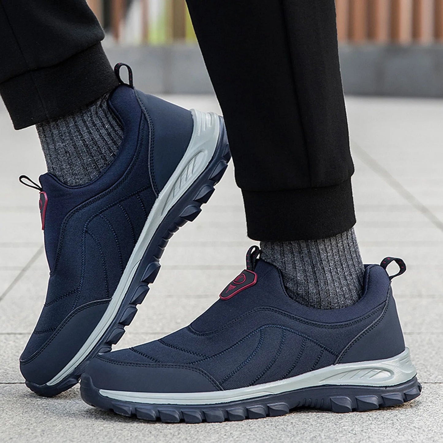 Winter Men Sneakers Warm Fur Men Ankel Boots Plush Men Snow Boots Plus Size Couple Shoes Non-Slip Men Boots Casual Men Shoes