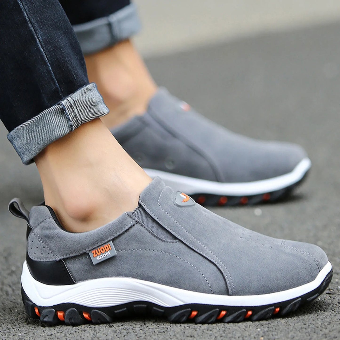 New Casual Shoes Men Sneakers Outdoor Walking Shoes Loafers Simple Comfortable Slip On Lightweight Plus Size Male Footwear