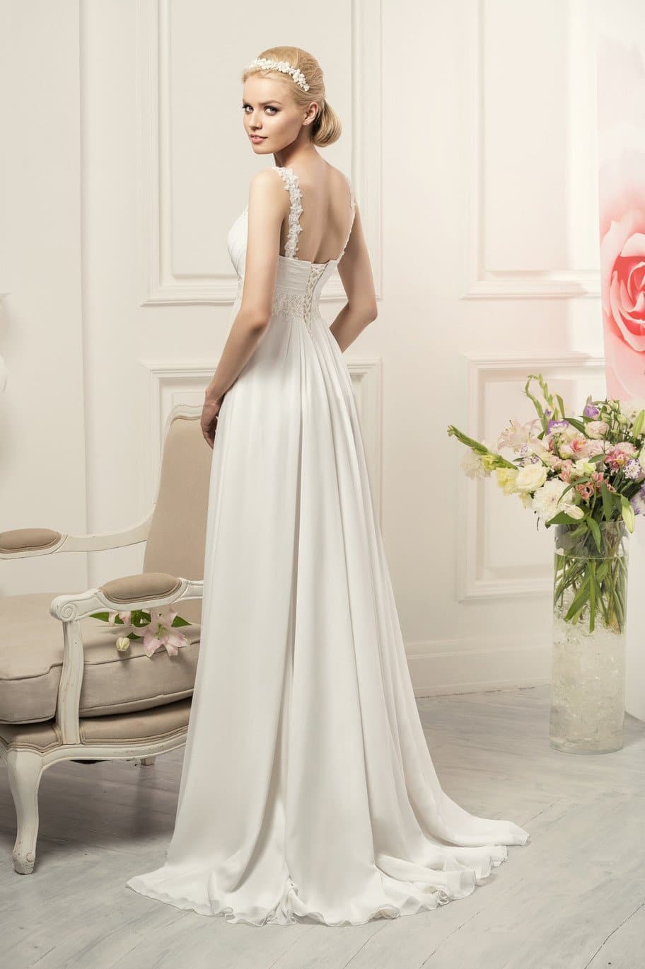 Simple Spaghetti Straps Chiffon Wedding Dresses Elegant Bohemian Empire Bridal Gown White/Ivory Vestido de Novia