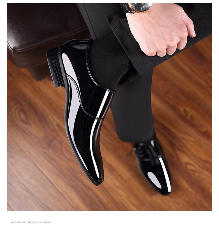 luxury Brand Men Classic Pointed Toe Dress Shoes Men's Slip-on Patent Leather Black Wedding Shoes Mens Oxford Formal Shoes
