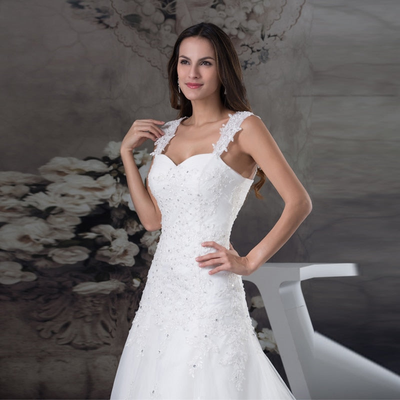 New Elegant Appliques Beaded Bride Wedding Gown