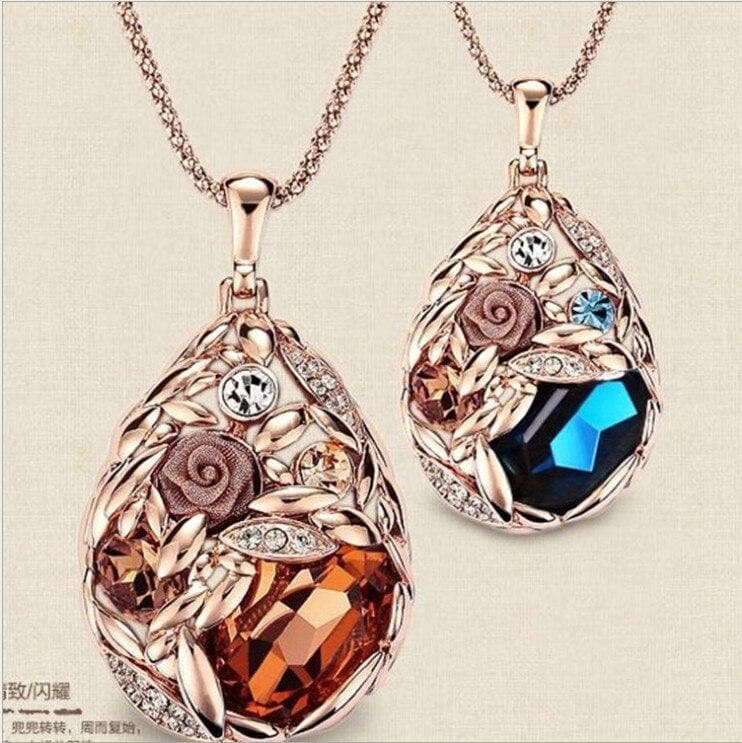 New sector Original leaf Crystals from Swarovskis Opal Choker clothes Necklaces