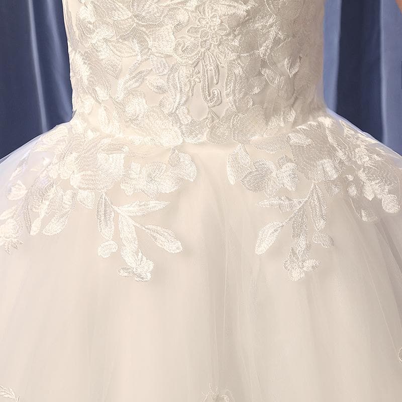 Mrs Win Wedding Dress 2020 New Elelgant Court Train Lace Embroidery Princess Vintage Wedding Dresse Plus Szie Wedding Gowns