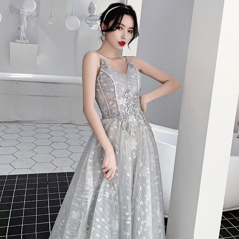 Bridesmaid Dresses Gray Appliques Sequin Wedding Guest Dress Sexy V-Neck Sleeveless Vestidos Floor Length Elegant Gowns R070
