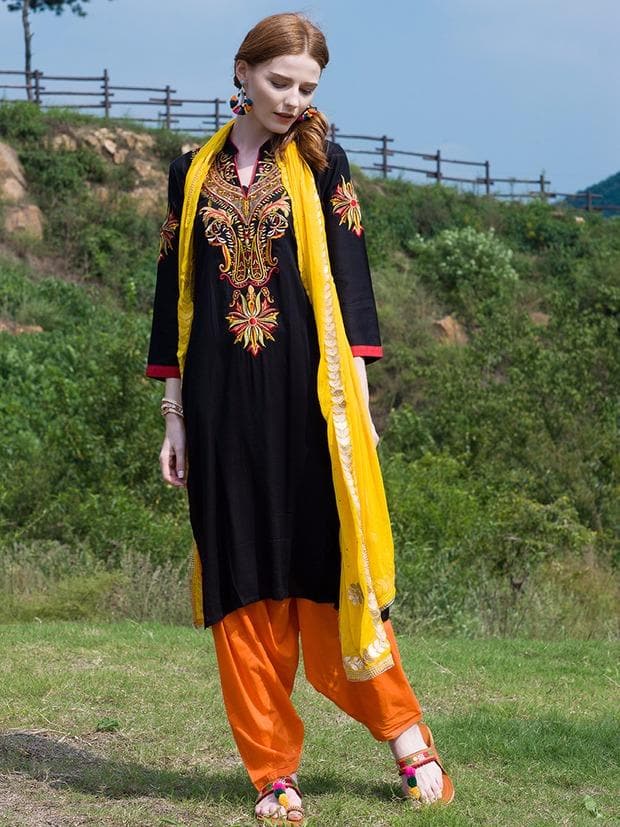 Indian Dress Kurti for Women Cotton Embroidered Long Blouse Black Indiana Dress for Women Kurtis India Kurta Pakistani Dress