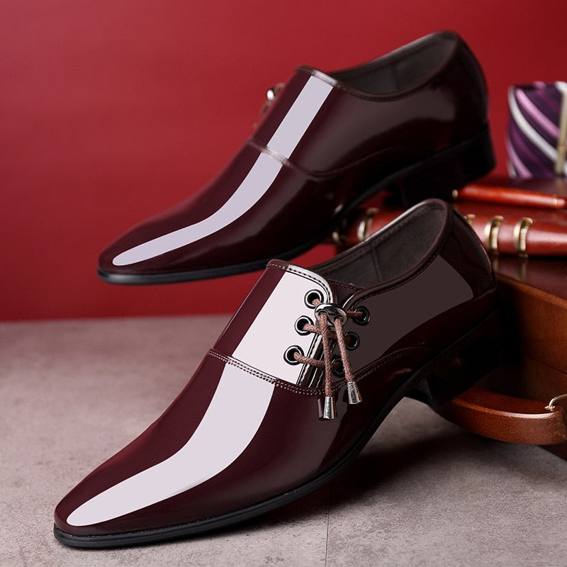 luxury Brand Men Classic Pointed Toe Dress Shoes Men's Slip-on Patent Leather Black Wedding Shoes Mens Oxford Formal Shoes