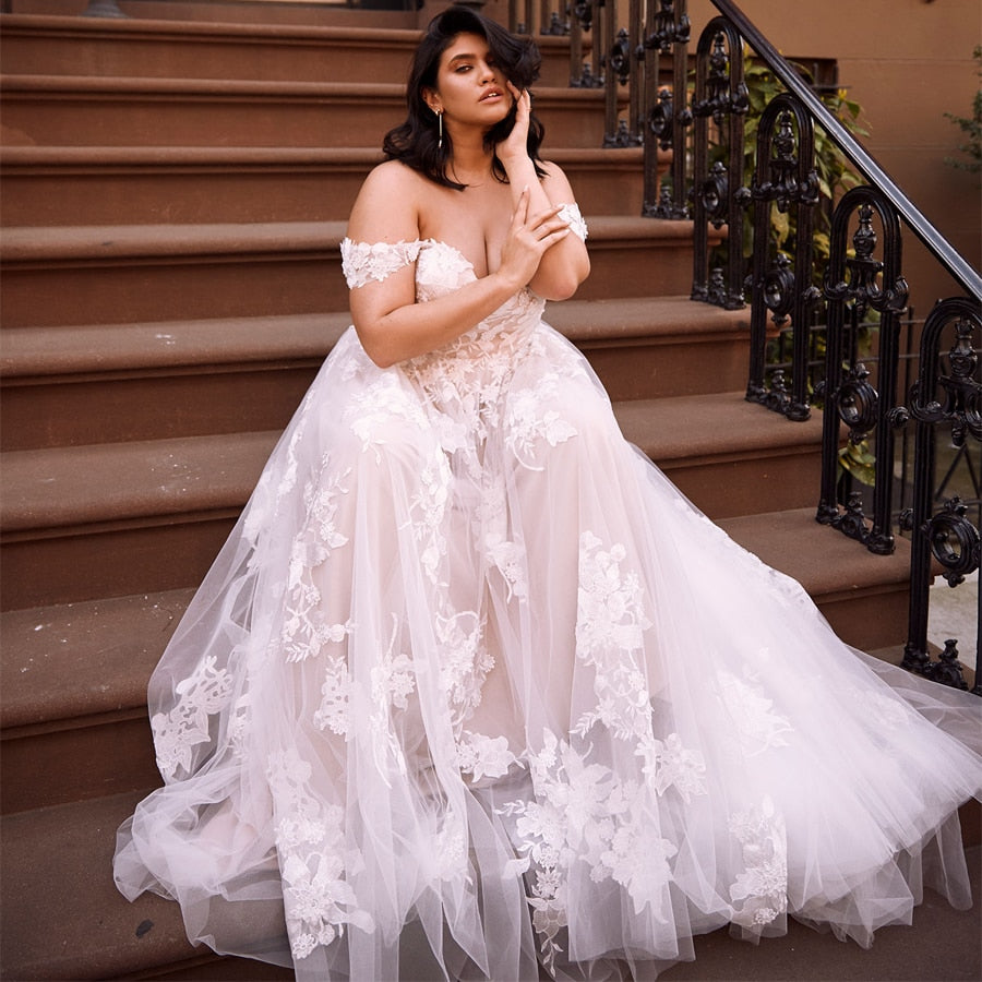 Plus Size Off the Shoulder Wedding Dresses Sweetheart Lace A-line Flowers Bridal Wedding Dress