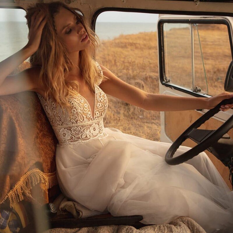 Beautiful Wedding Dresses V Neck A Line Lace Appliques Beach vintage Bridal Gowns Custom Bohemian Wedding Dress