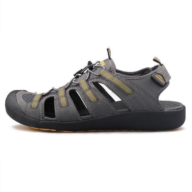 Men Outdoor Sandals Summer Breathable Flat Sole Beach Shoes Trekking Flip Flops Hiking Non Slip Nubuck Leather Luxury
