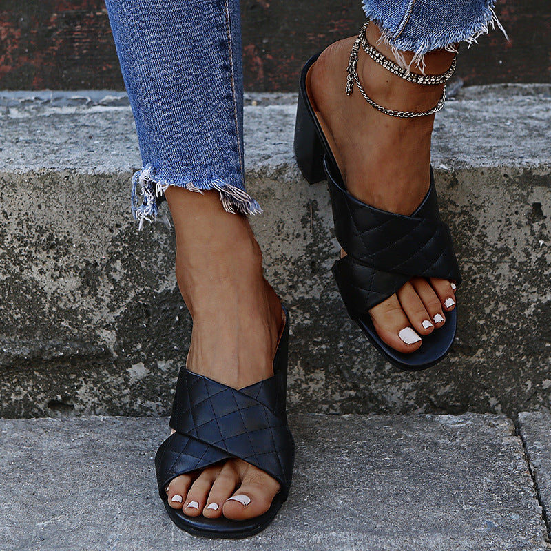Women Sandals Summer Fashion Slippers Lightweight Casual Sandals New Cross Check Plaid Shallow Heel