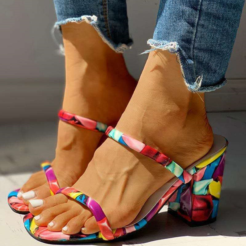Summer Slippers Women Sandals Fashion High Heels Women Shoes Peed Toe Square Heels Breathable Bottom Causal Sandals