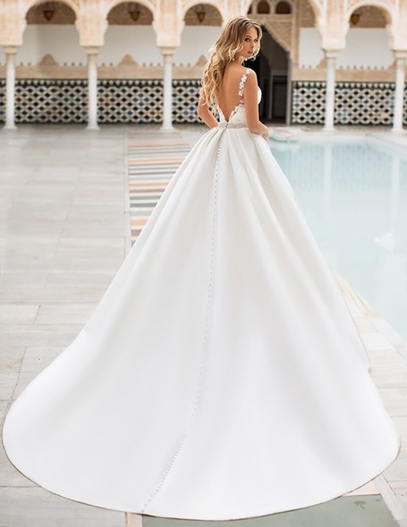 Elegant A Line Wedding Dress Lace Appliques Illusion Satin Bridal Dress bohemian Wedding gowns Floor Length