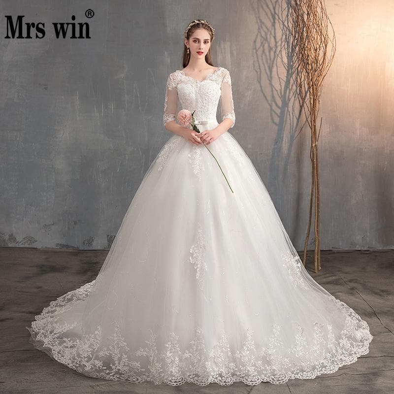 Mrs Win 2020 Lace Embroidery Half Sleeve Wedding Dresses Long Train Wedding Gown Belt V Neck Elegant Plus Size Vestido De Noiva
