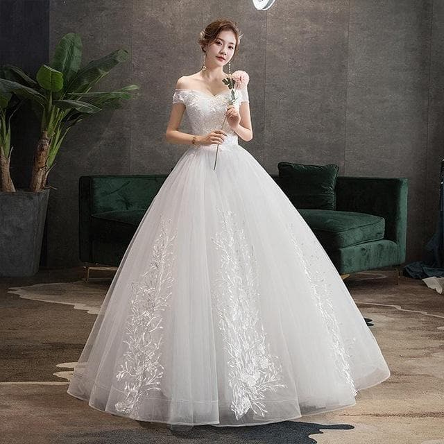 Mrs Win Wedding Dress 2020 New Sexy V-neck Ball Gown Princess Vintage Wedding Dresse Luxury Lace Wedding Gowns Plus Size