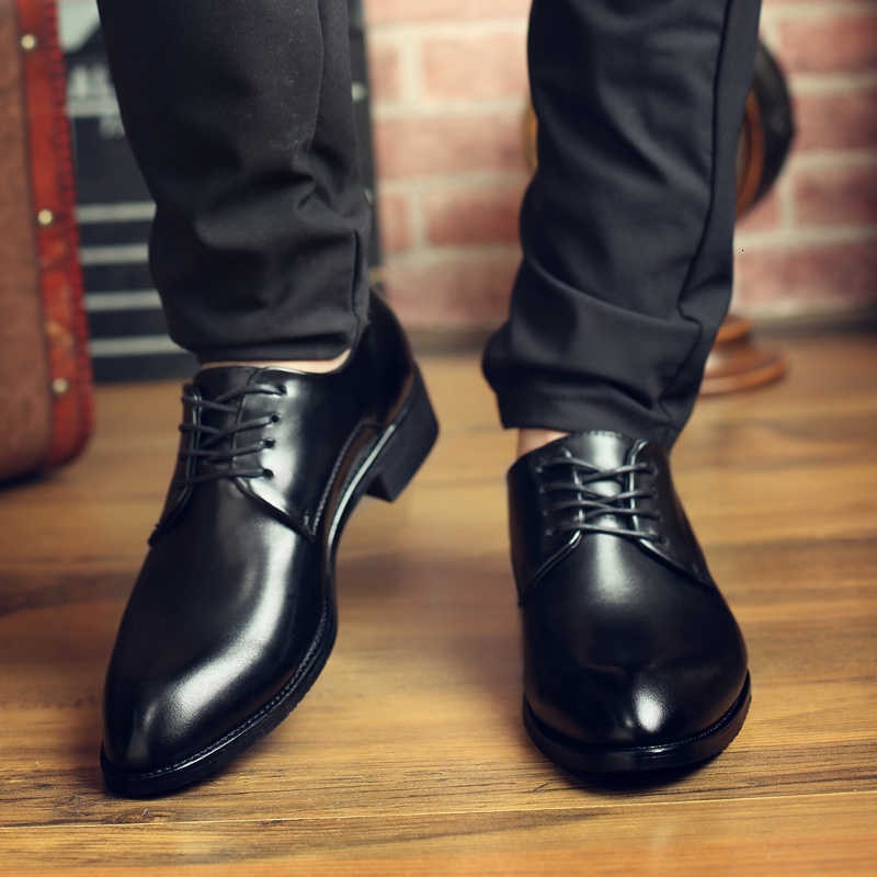 High Quality Genuine Leather Men Dress Shoes Comfortable Casual Formal Business Wedding Dress Shoes