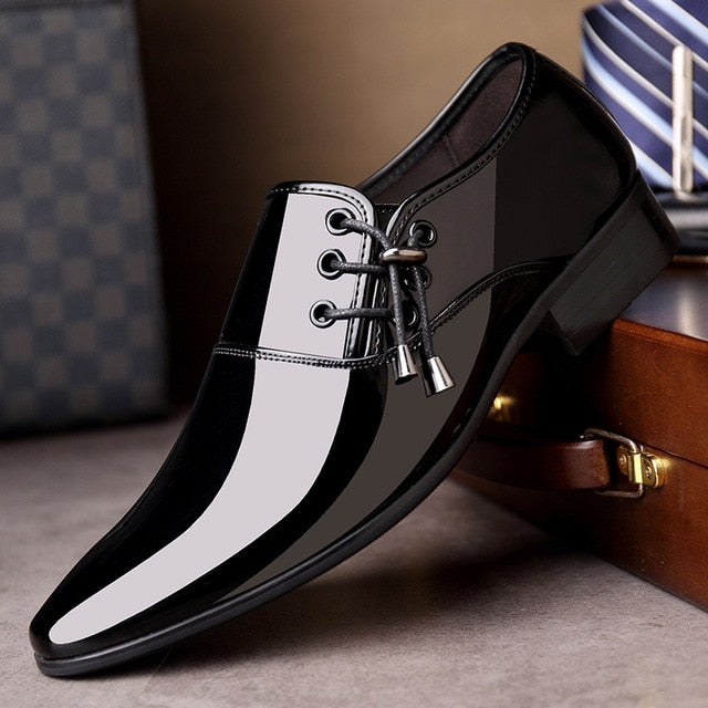 luxury Brand Men Classic Pointed Toe Dress Shoes Men's Slip-on Patent Leather Black Wedding Shoes Mens Oxford Formal Shoes