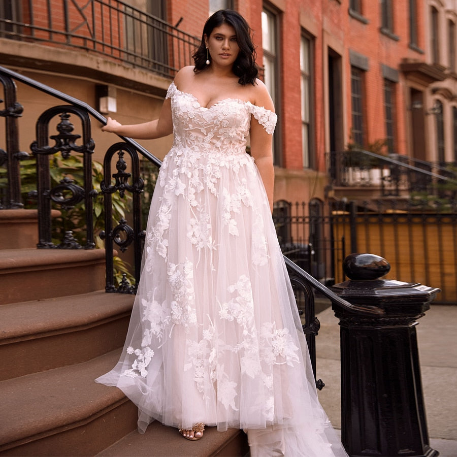 Plus Size Off the Shoulder Wedding Dresses Sweetheart Lace A-line Flowers Bridal Wedding Dress