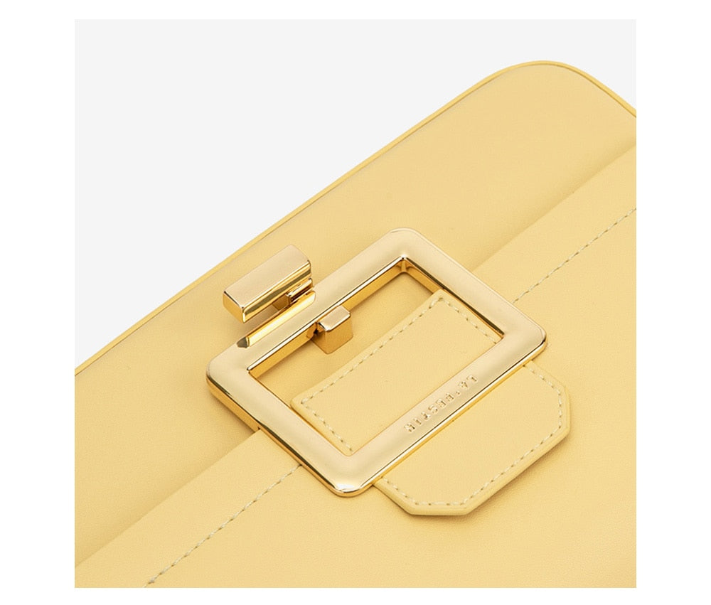 Exquisite Beautiful New Trendy small acrylic chain hand carry female bag shoulder messenger simple square bag luxury design