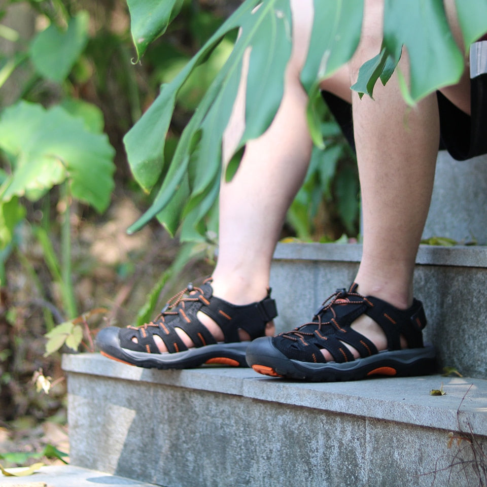 Men Outdoor Sandals Summer Breathable Flat Sole Beach Shoes Trekking Flip Flops Hiking Non Slip Nubuck Leather Luxury