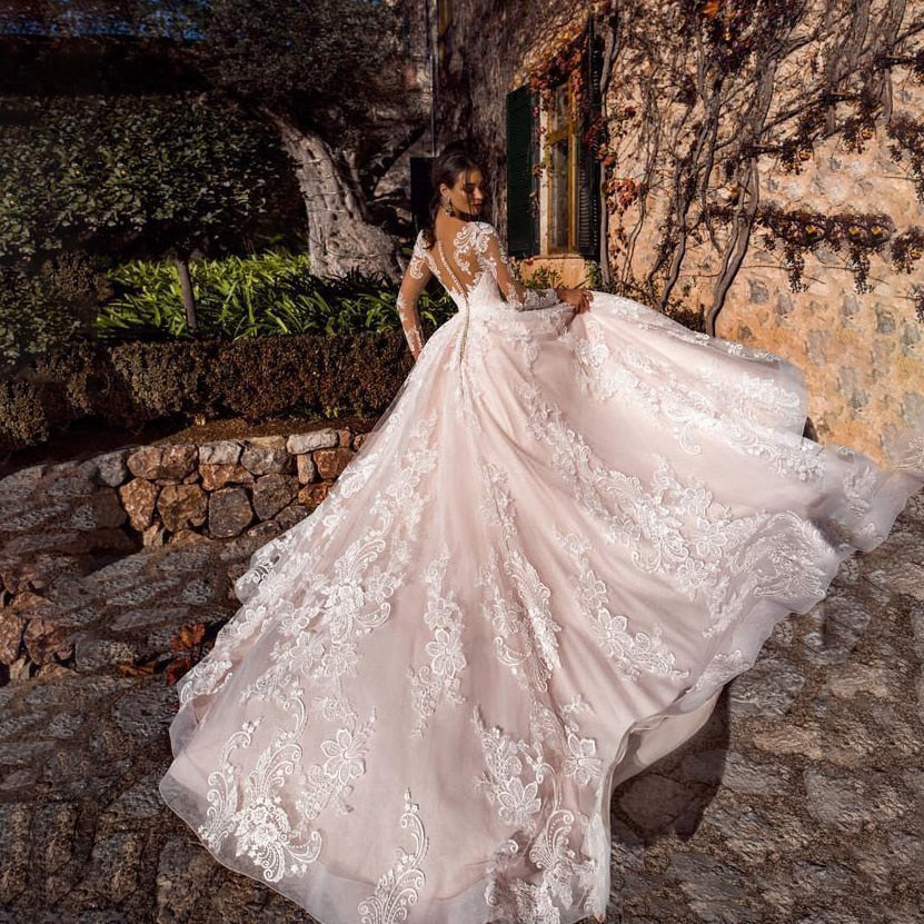 Superb High Quality Very Beautiful and Classy Luxury Pink A Line Wedding Dresses V neck Lace Appliques Illusion Long Sleeves Women Wedding Dress