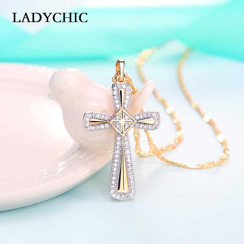 Elegance Gold Color Cross Pendant Necklaces for Women Men Trendy Classic Christian Jesus Crystal Necklace Jewelry Gift