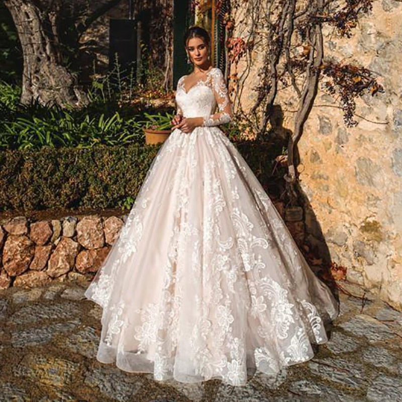Superb High Quality Very Beautiful and Classy Luxury Pink A Line Wedding Dresses V neck Lace Appliques Illusion Long Sleeves Women Wedding Dress