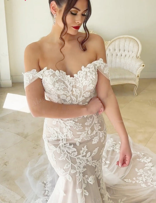 Beautiful Exquisite Strapless Mermaid Wedding Dress Wedding Gown Sweetheart Bridal Dresses