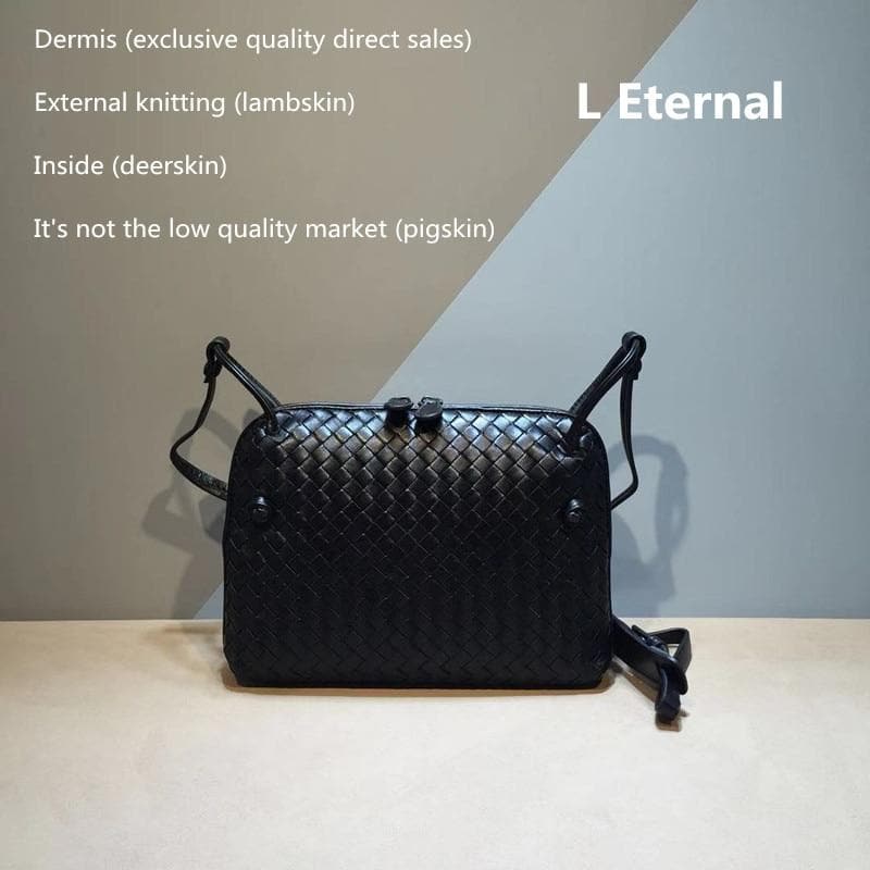 Woman Woven bag  square bag Sheepskin Small square bag Internal and external dermis The single shoulder bag Genuine leathe