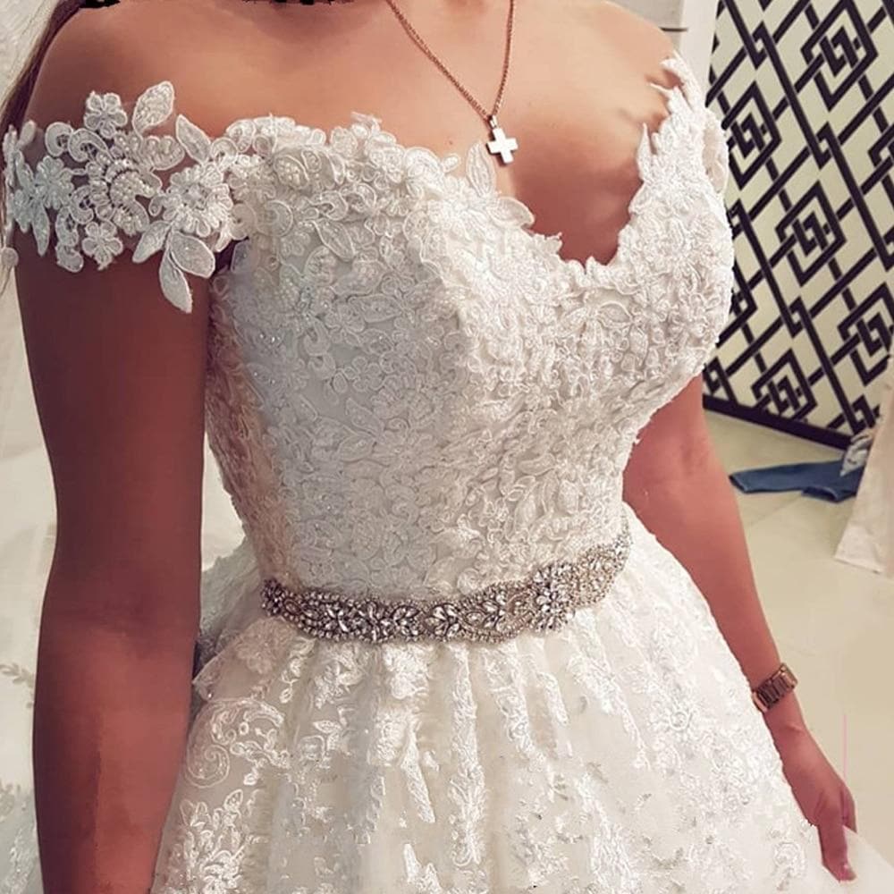 Off The Shoulder Vintage Lace Wedding Dress Ball Gown Sweetheart Bridal Gowns